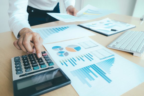 车优配 和而泰：公司重视智能控制器在人形机器人领域的应用